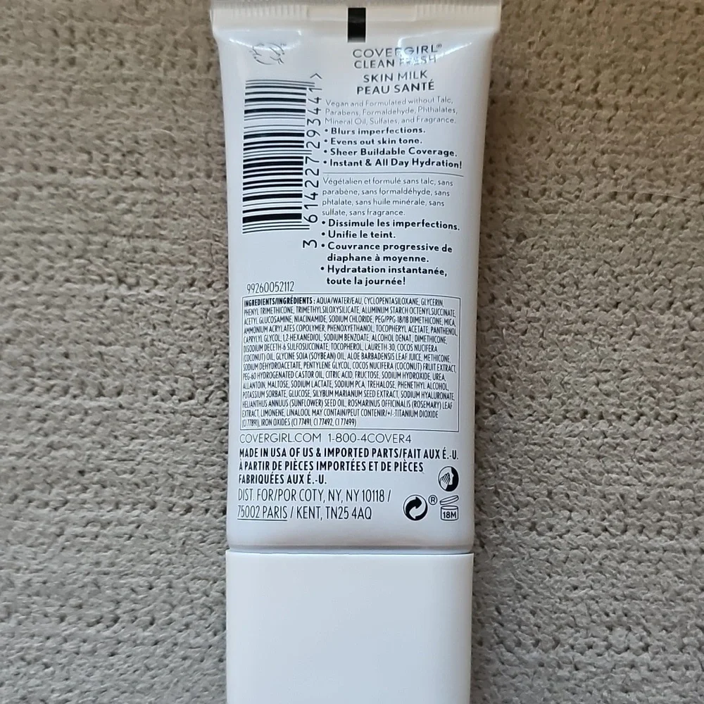 Covergirl Clean Fresh Skin Milk Foundation - 640 Dark #9